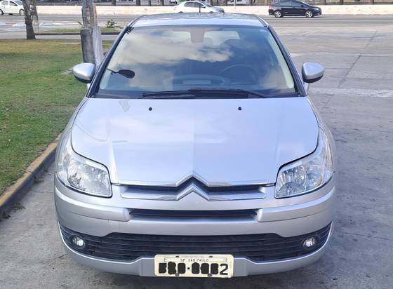 CITROËN C4 2.0 GLX 16V FLEX 4P AUTOMÁTICO CITROËN C4 2.0 GLX 16V FLEX 4P AUTOMÁTICO